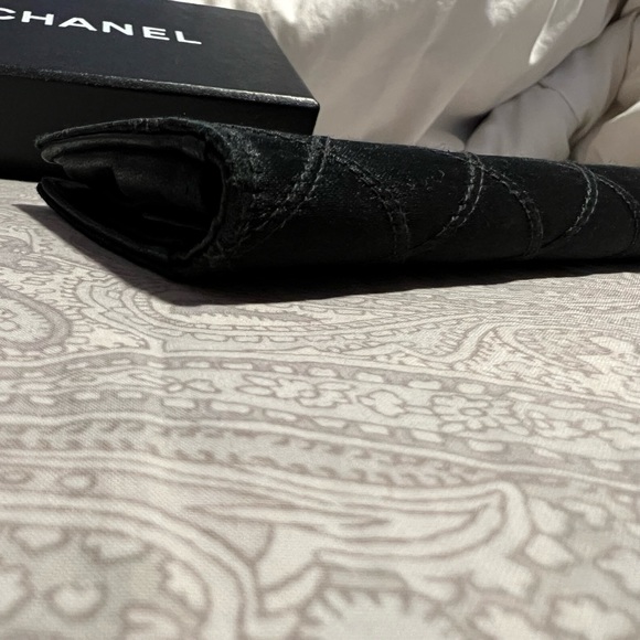 Authentic Vintage CC card or coin holder - Picture 13 of 16